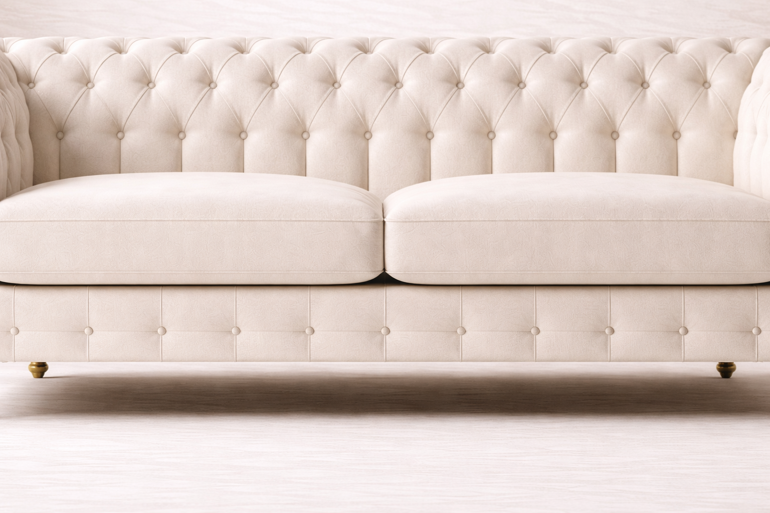 Luxury Cream Chesterfield Sofa with Deep Button Tufting & Solid Wooden Legs